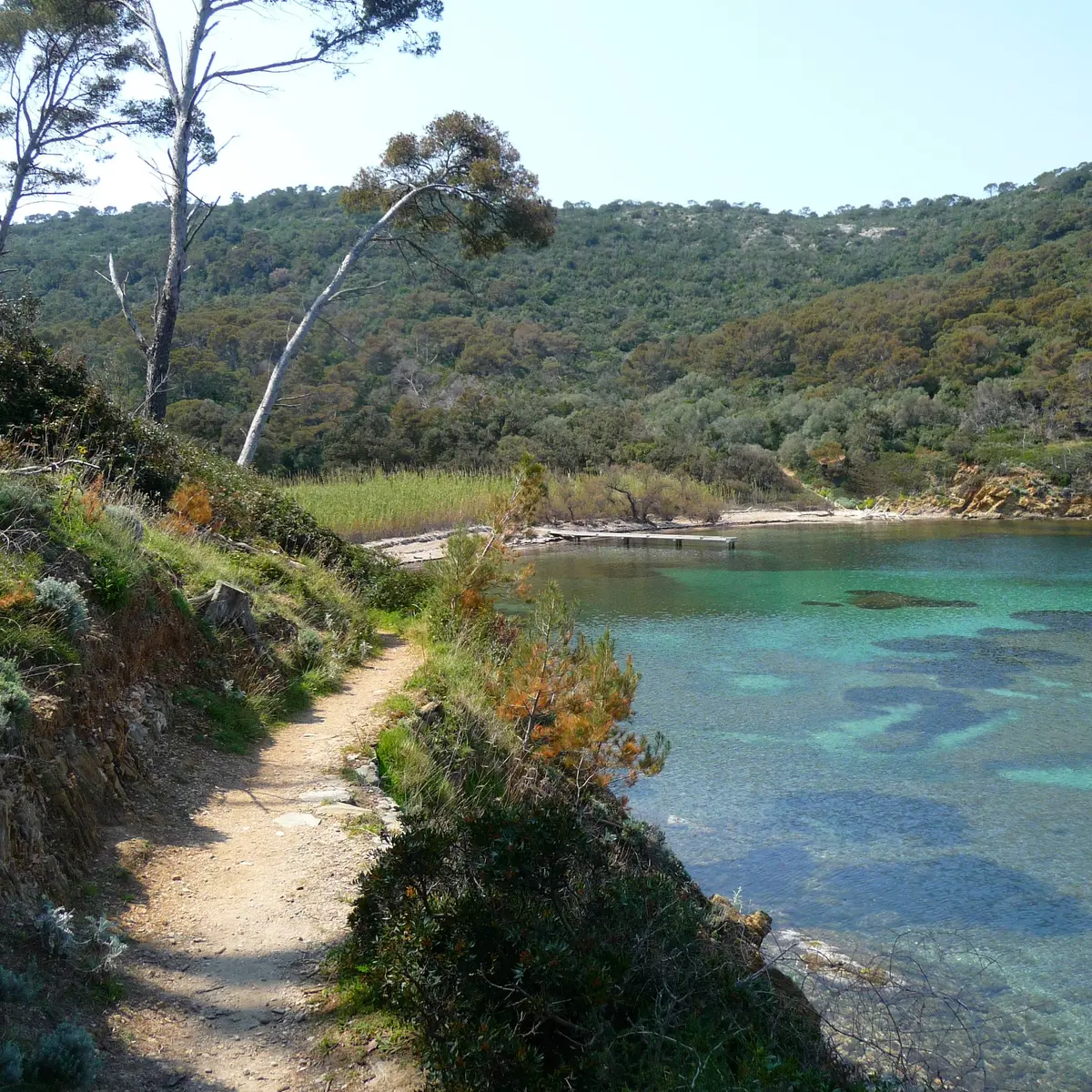 Chemin côtier en baie de Port-Man