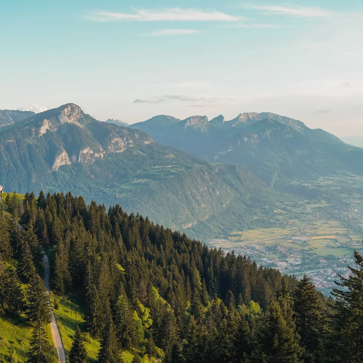 Vue du Petit Môle sur la vallée de l'Arve