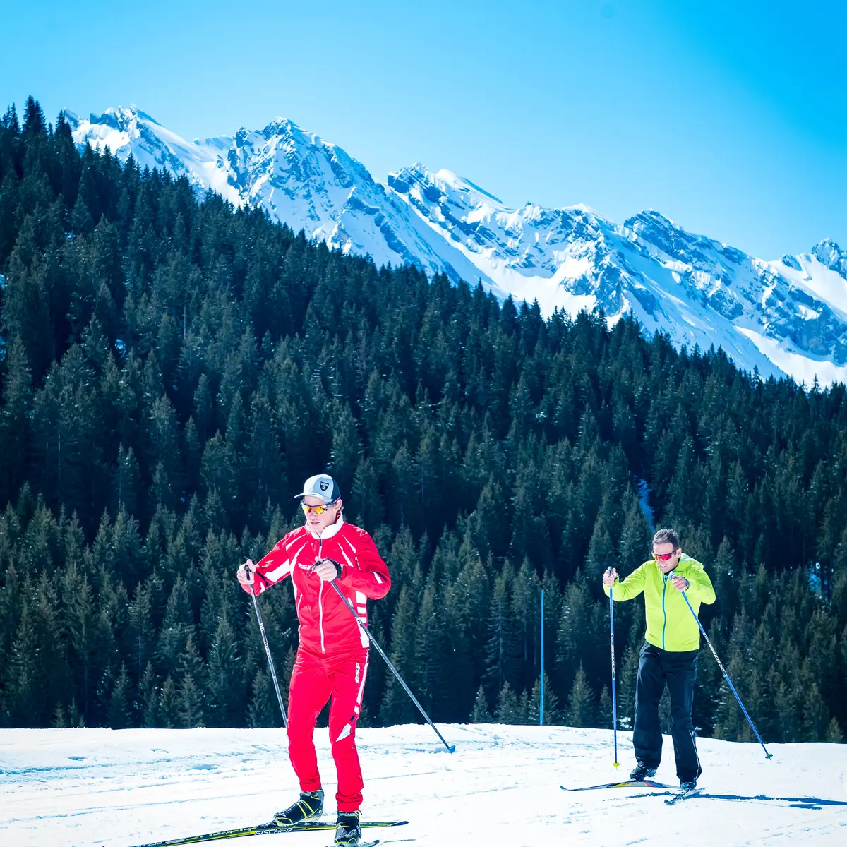 Leçon de ski de fond avec un moniteur