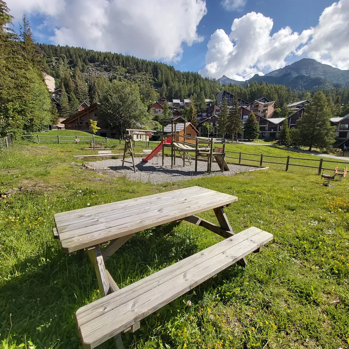 Aire de pique-nique Chaillol 1600