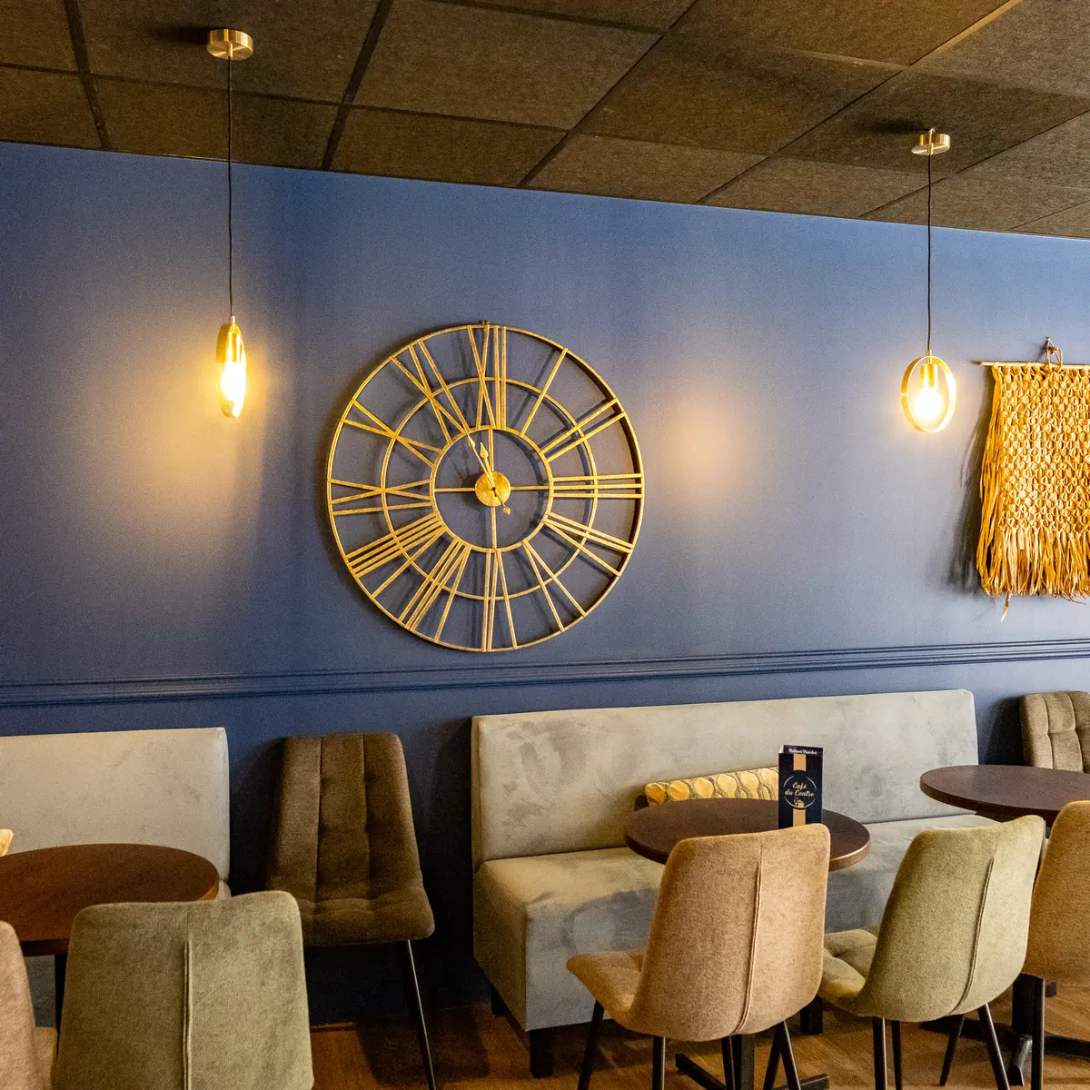 Intérieur bar le Centre