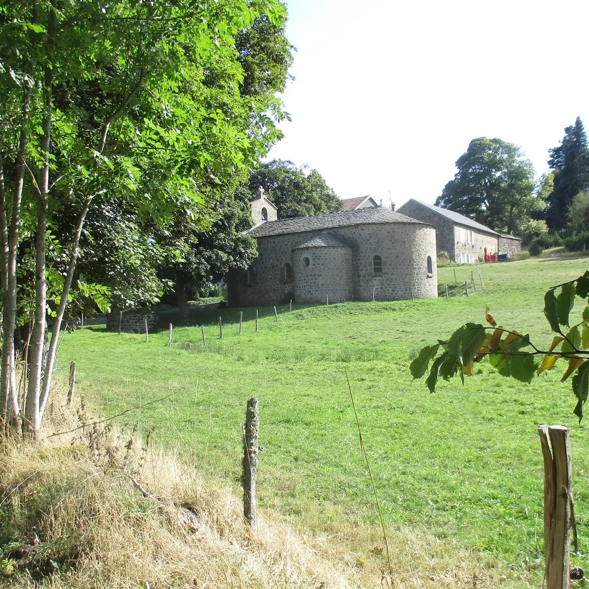 Chapelle au pied du Chiniac