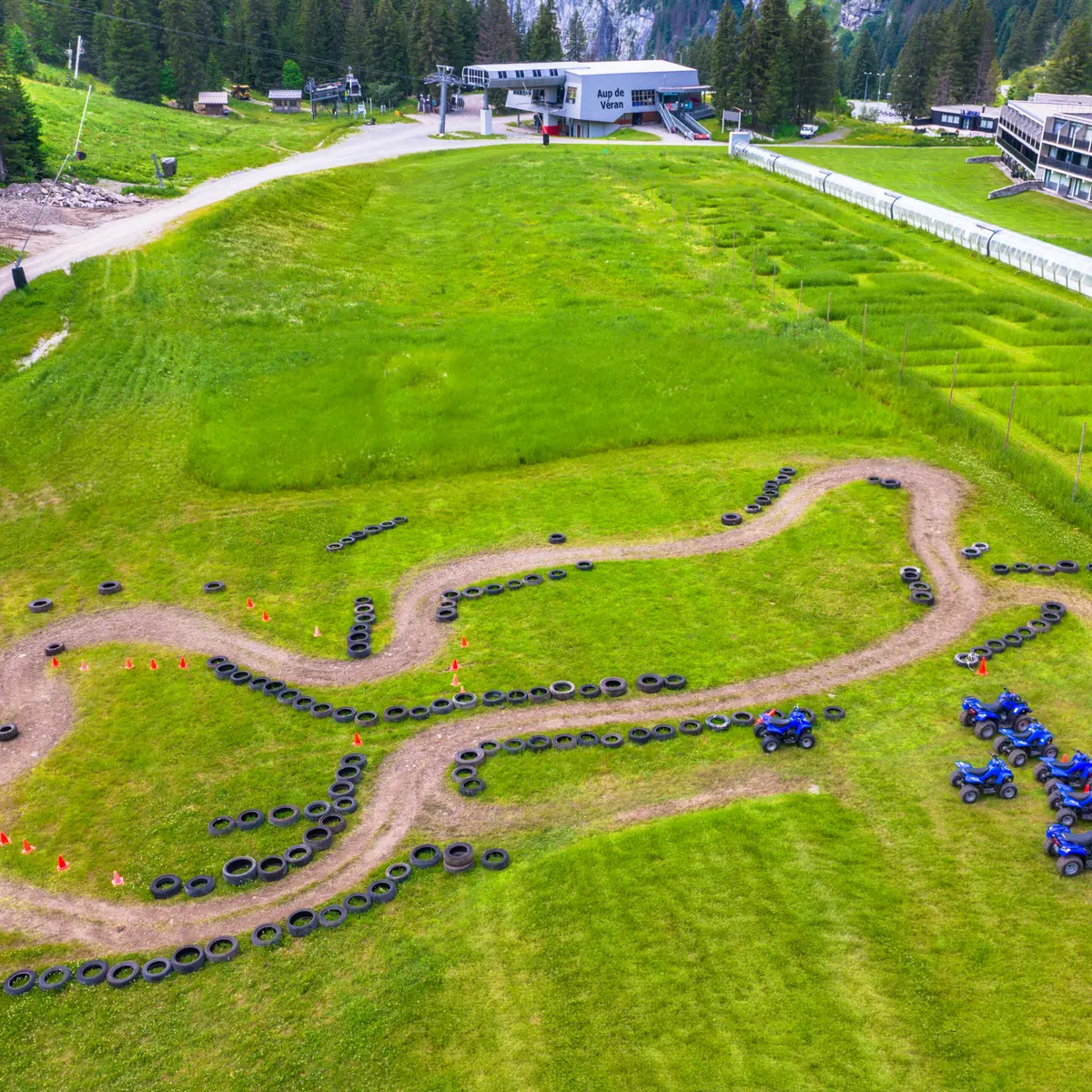 Quad circuit from the air