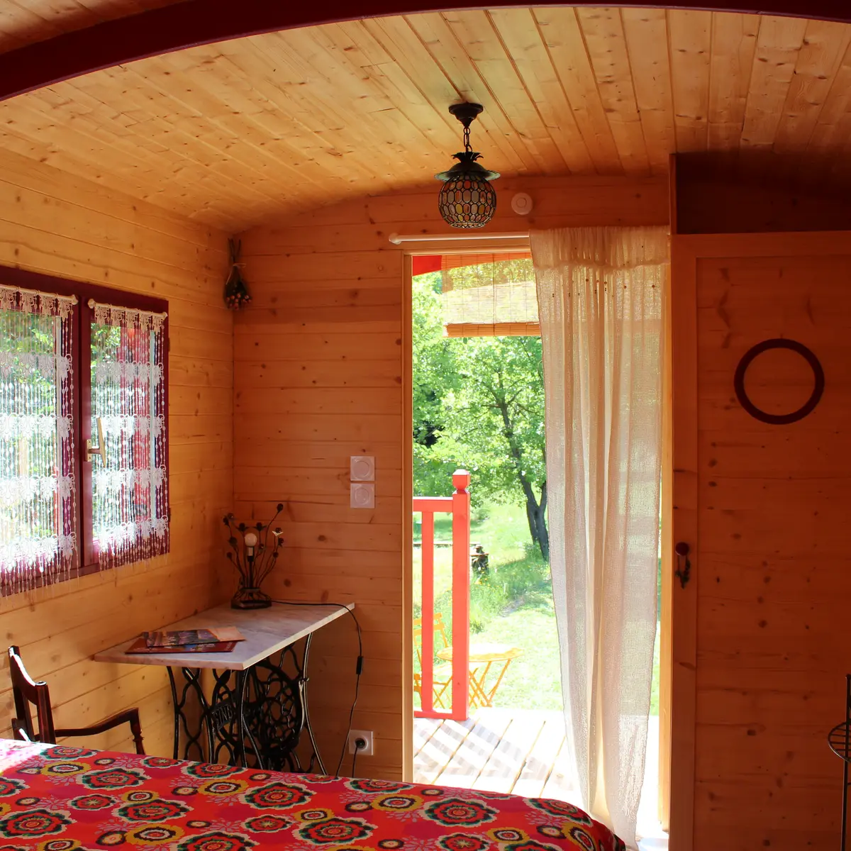 Intérieur roulotte Esméralda