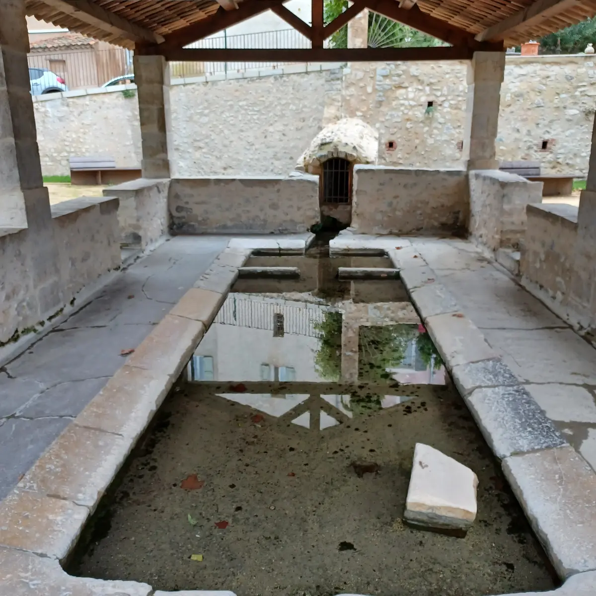 Lavoir de la fontaine vieille