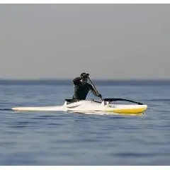 Canoe kayak pirogue polynésienne