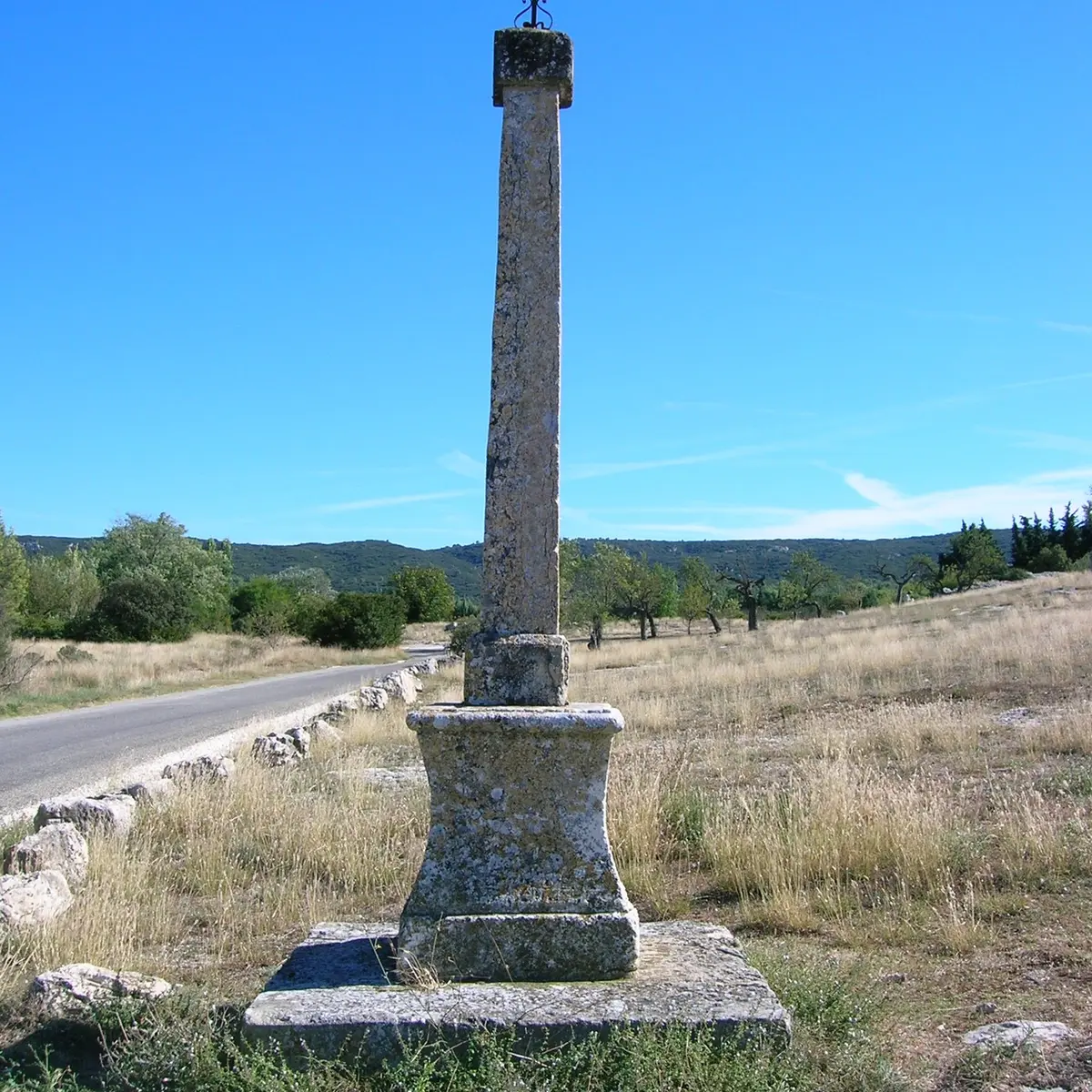 Croix de Saint-Sixte à Eygalières