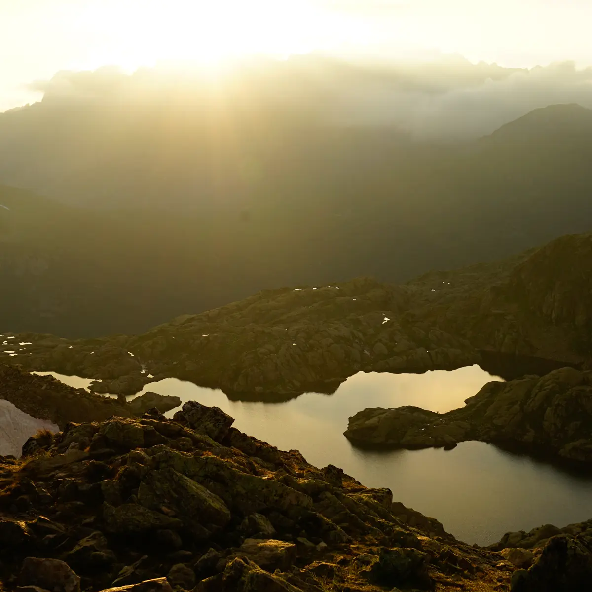 Lac Cornu au coucher de soleil