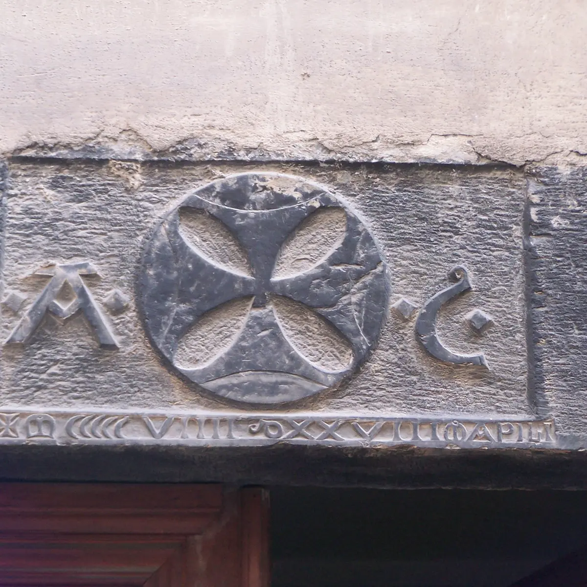 linteau rue Cotta Tende
