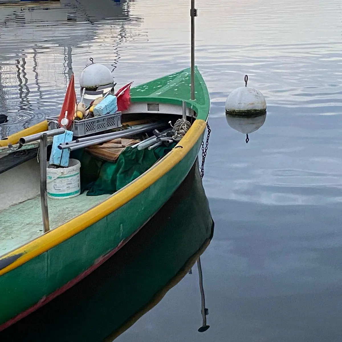 Photo De la montagne au lac
