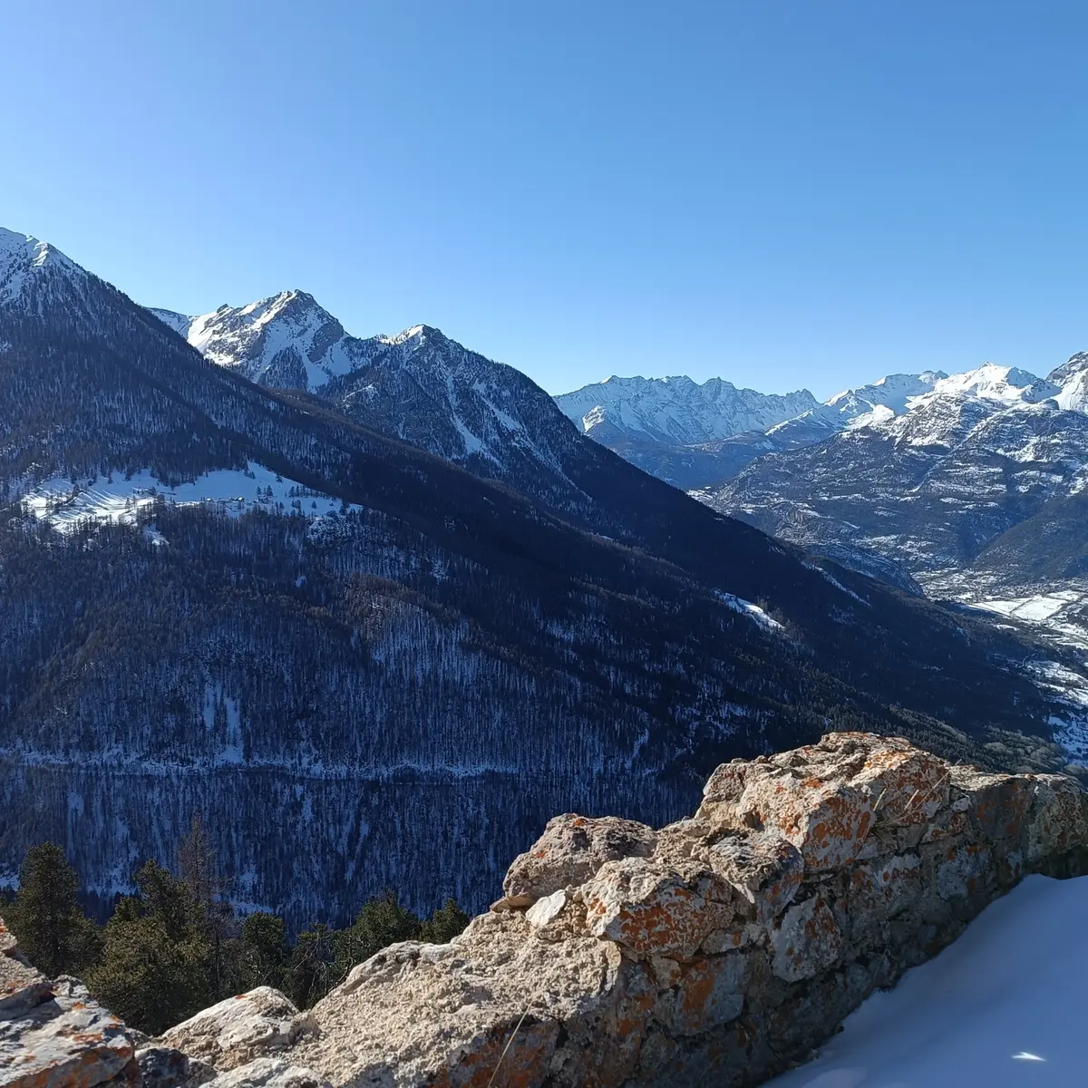 Vue depuis le fort de la Croix de Bretagne