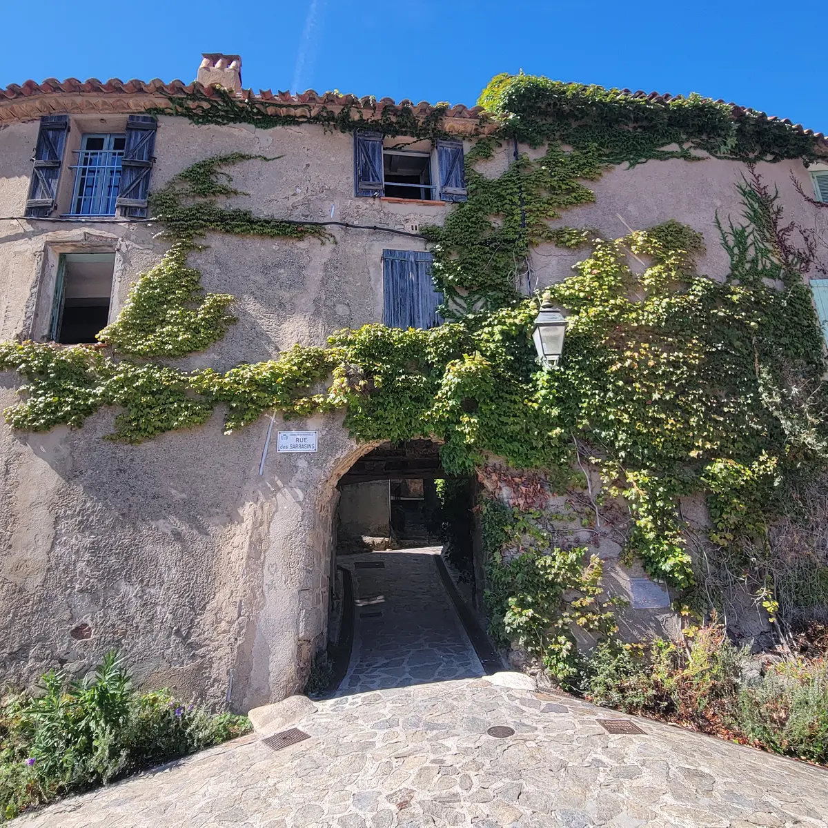 Porte Sarrasine