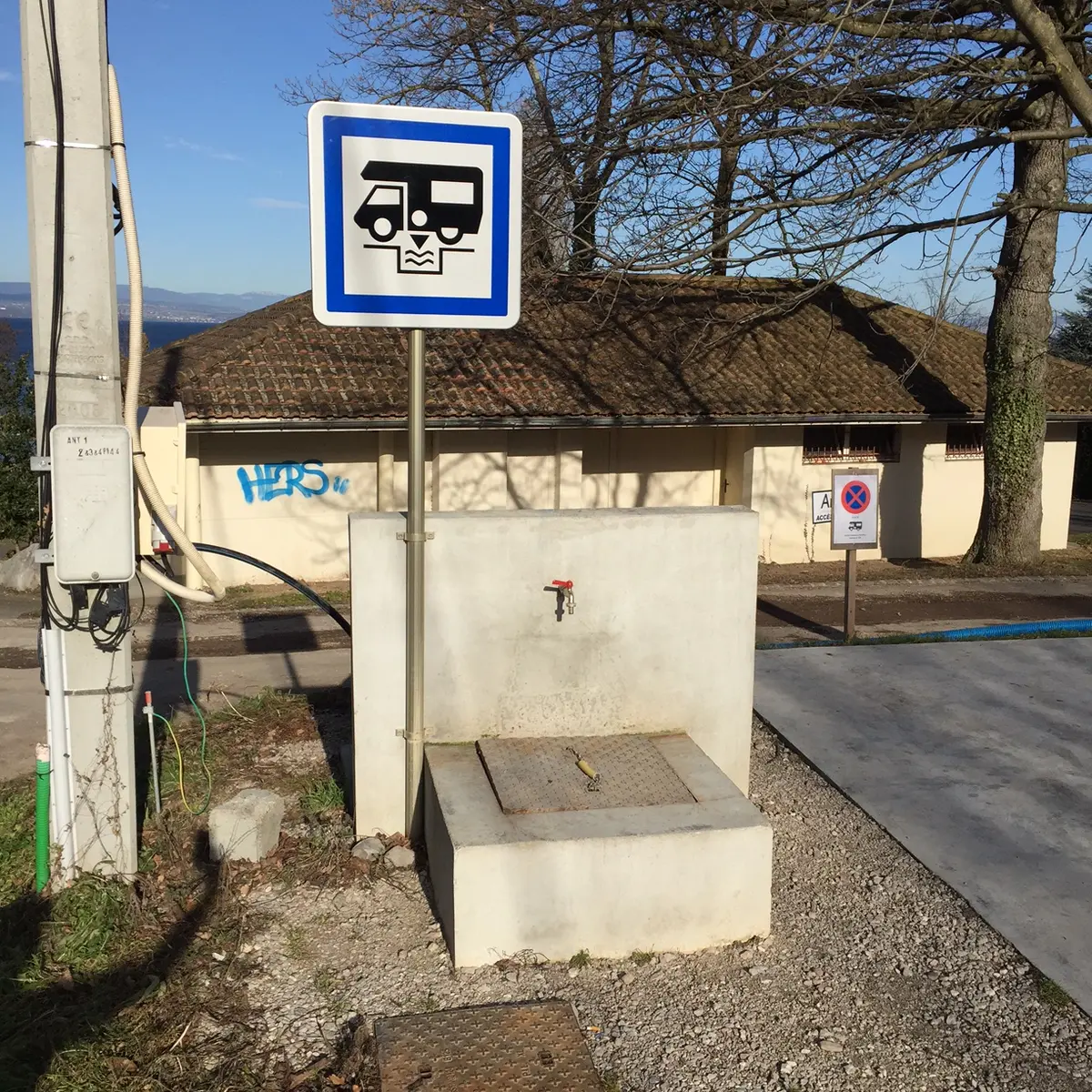 Photo aire de service anthy