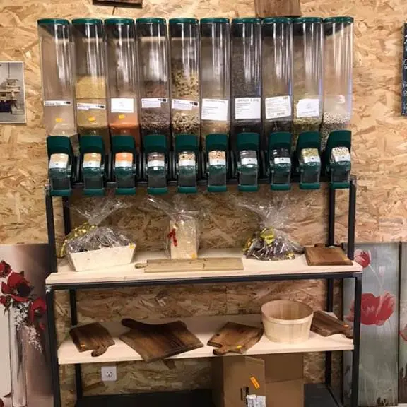 magasin a travers champs