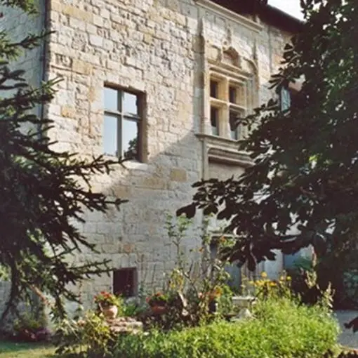 Château de Larrazet