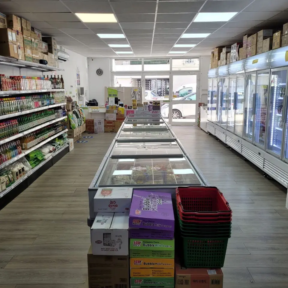 autre vue dans la boutique