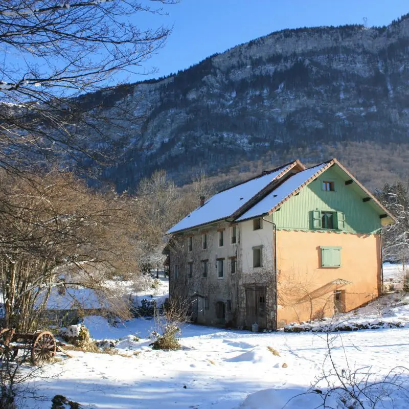 La clairière du moulin - Gîte en hiver