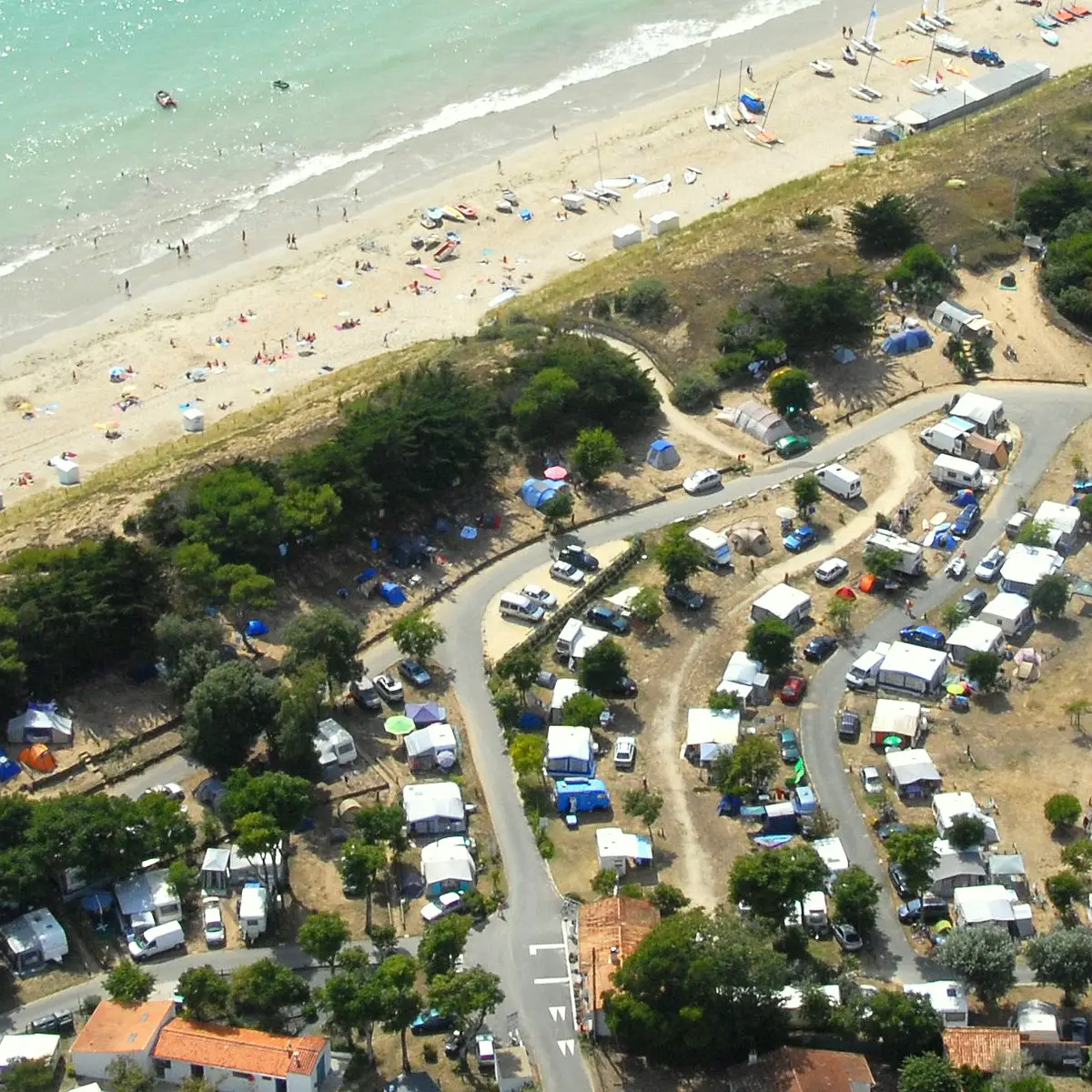 Vue aérienne du camping municipal Le Remondeau