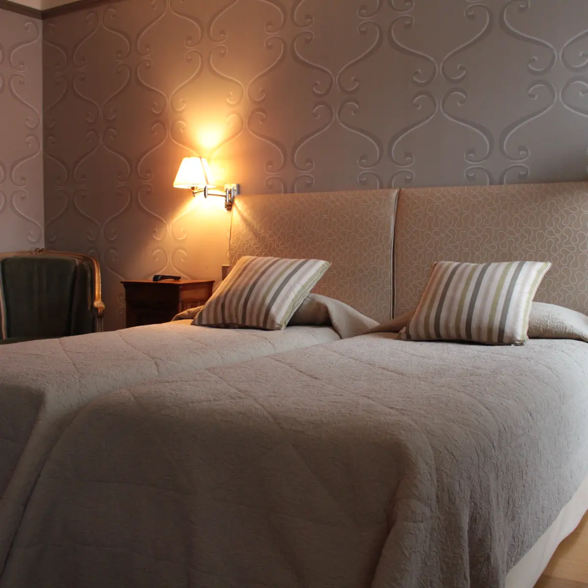 Hotel restaurant Chartron_Saint Donat