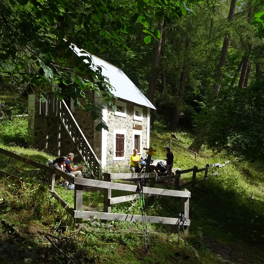 Cabane de Peyon roux