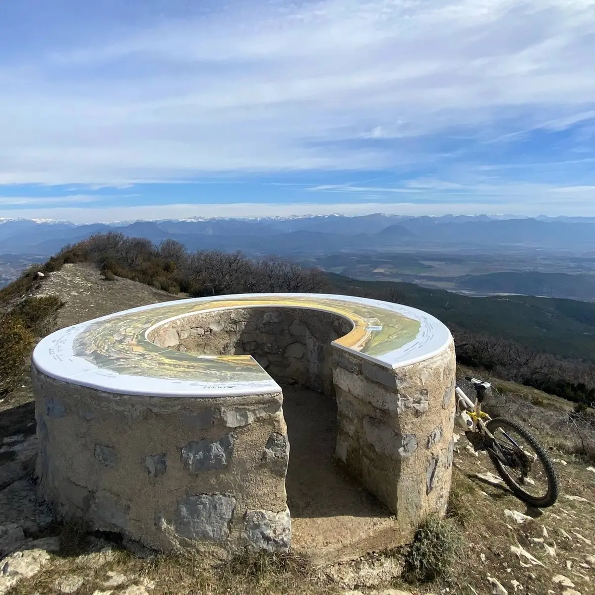 Table d'orientation de la Montagne de Chabre
