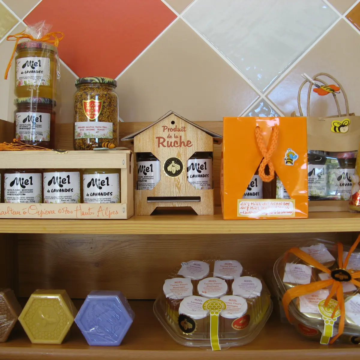 Miels et présentation cadeaux
