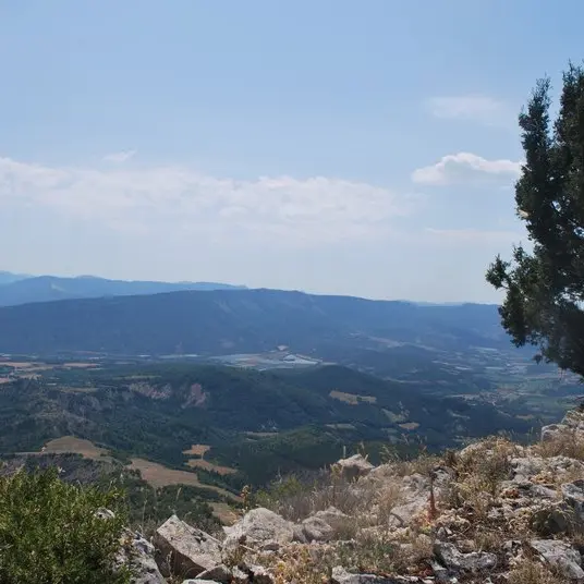 La montagne de Chabre depuis la crête de Saint-Genis