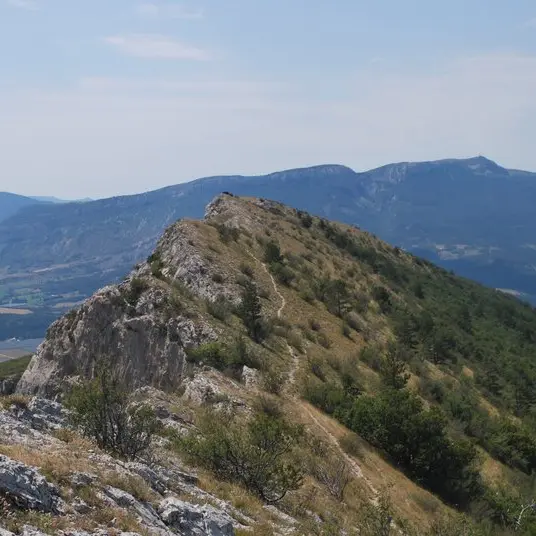 La Crête de la montagne de Saint-Genis