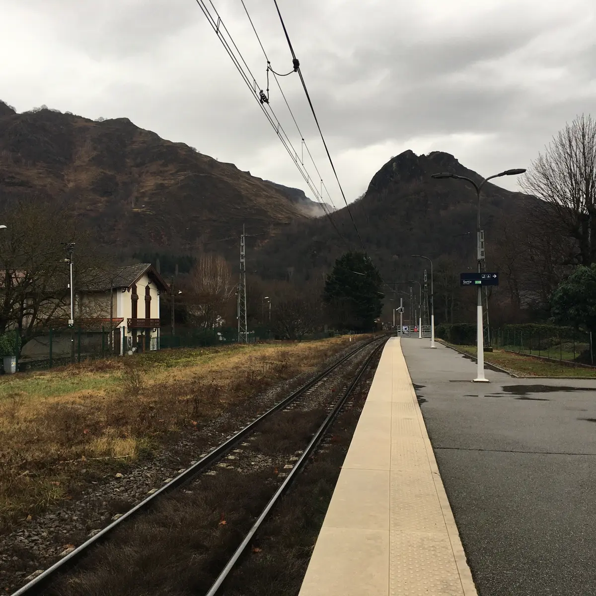 Le quai de la gare