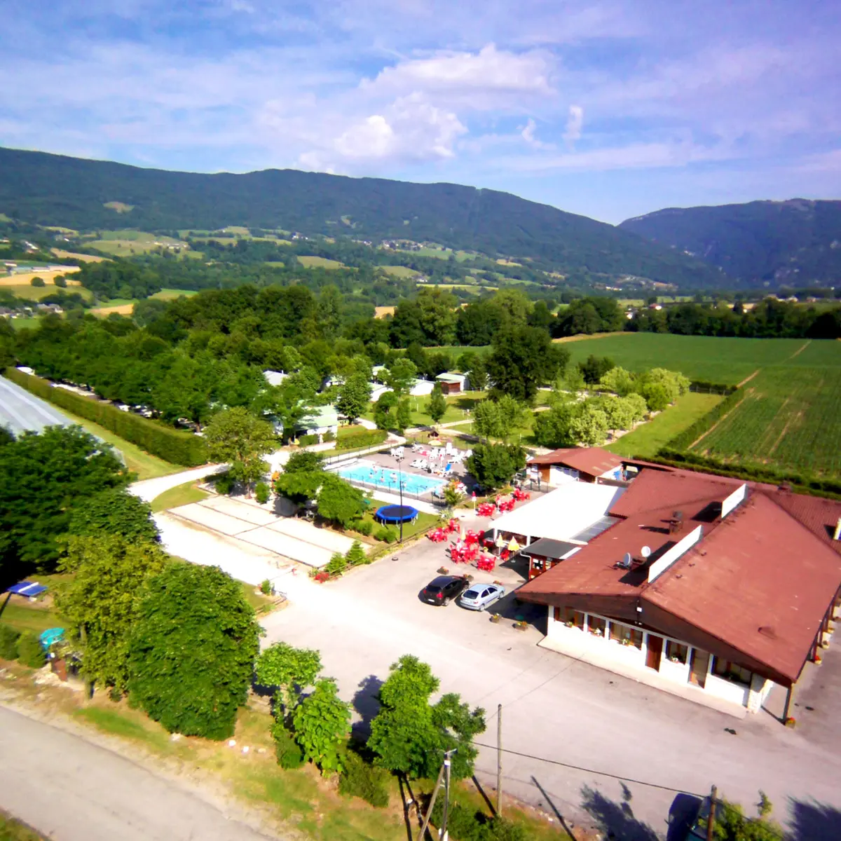 Camping Les Charmilles, Vallières