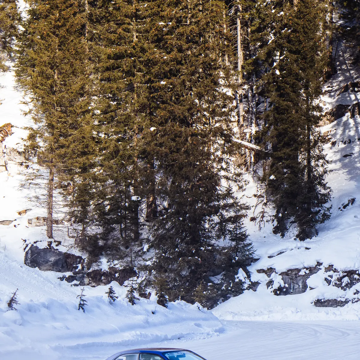 Subaru driving on the ice track