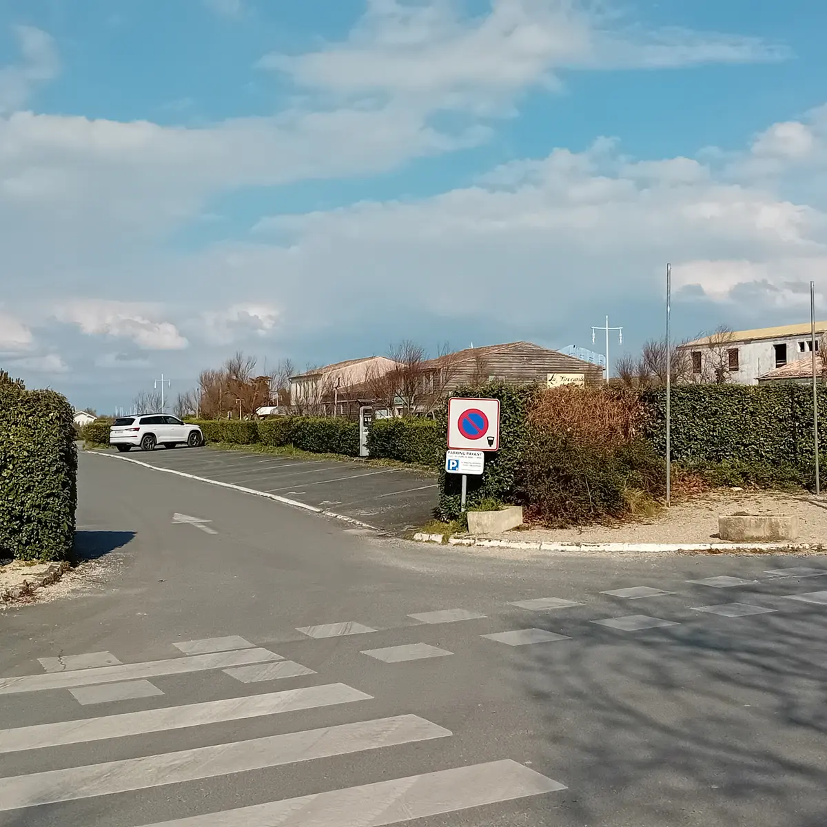 Parking du marché du port - Entrée