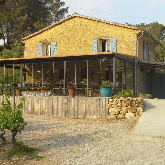 Vue extérieure du restaurant