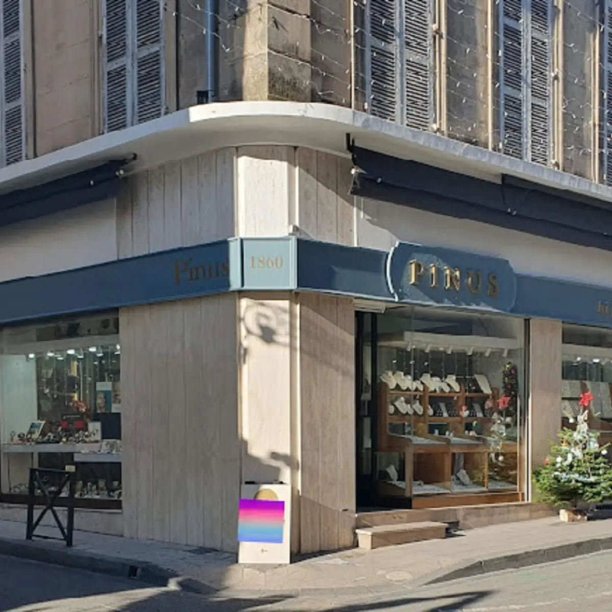 Bijouetrie Pinus Arles