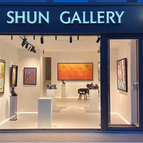 Shun Gallery