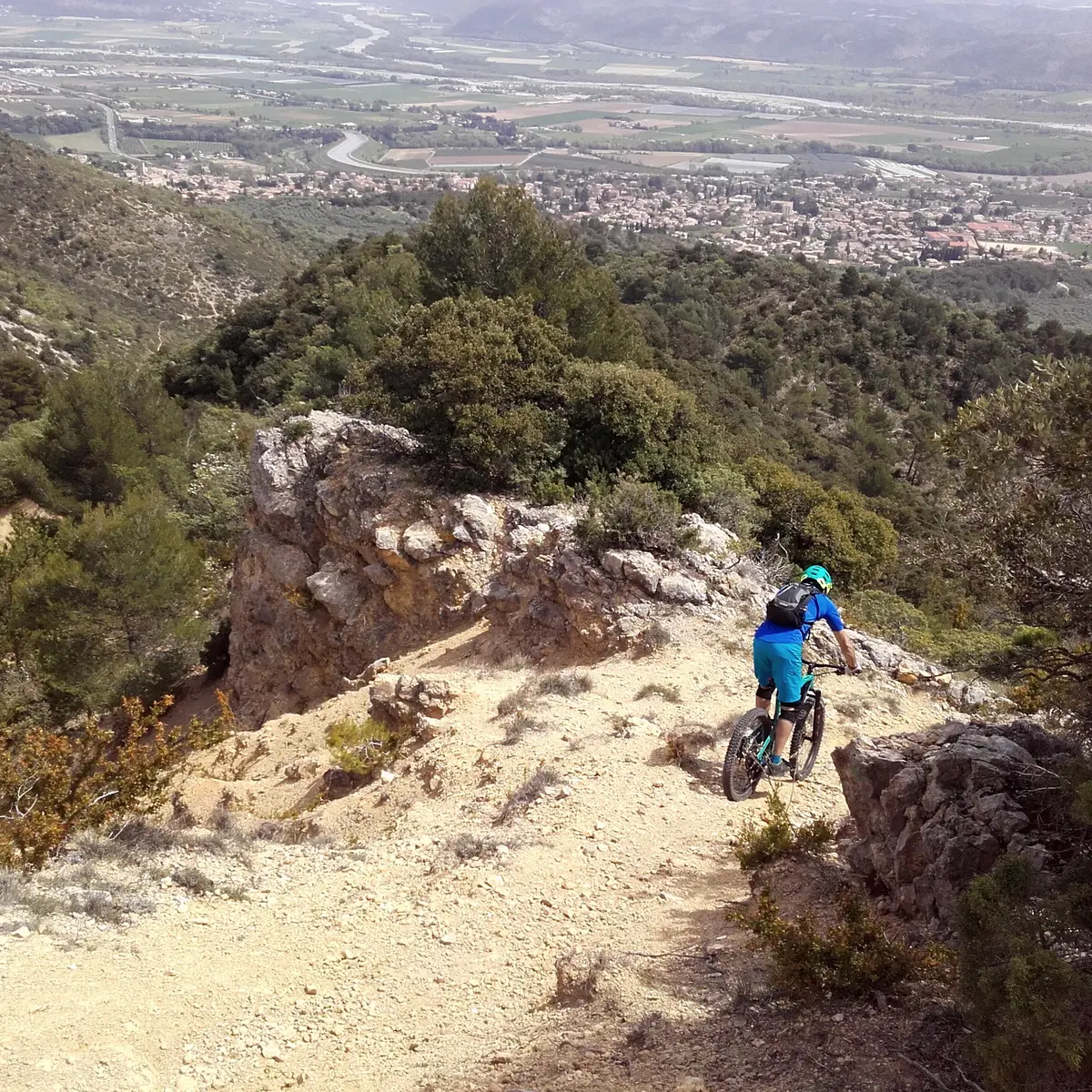 Tour des Collines de Manosque en VTT