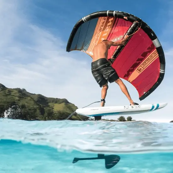 Lakana Fly Kite School Moorea