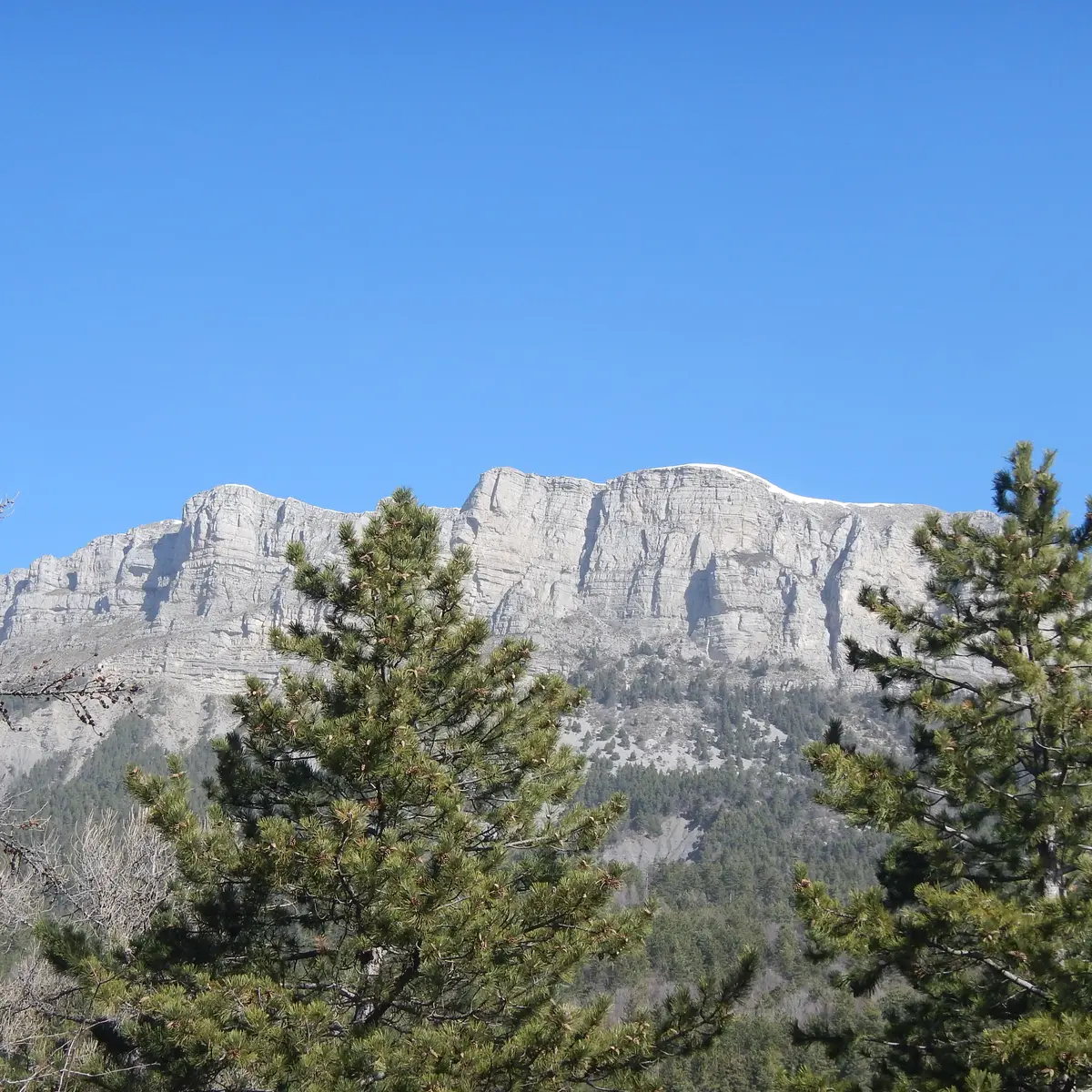 Tour de la roche des Brigands