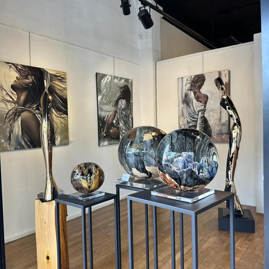 sculptures et peintures