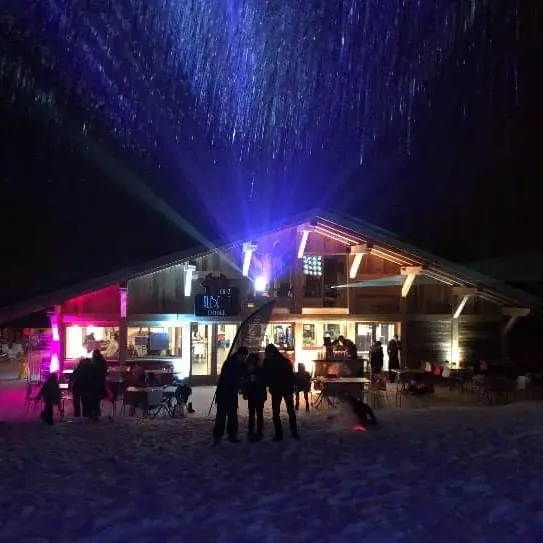 Soirée festive en hiver du restaurant Chez Albert