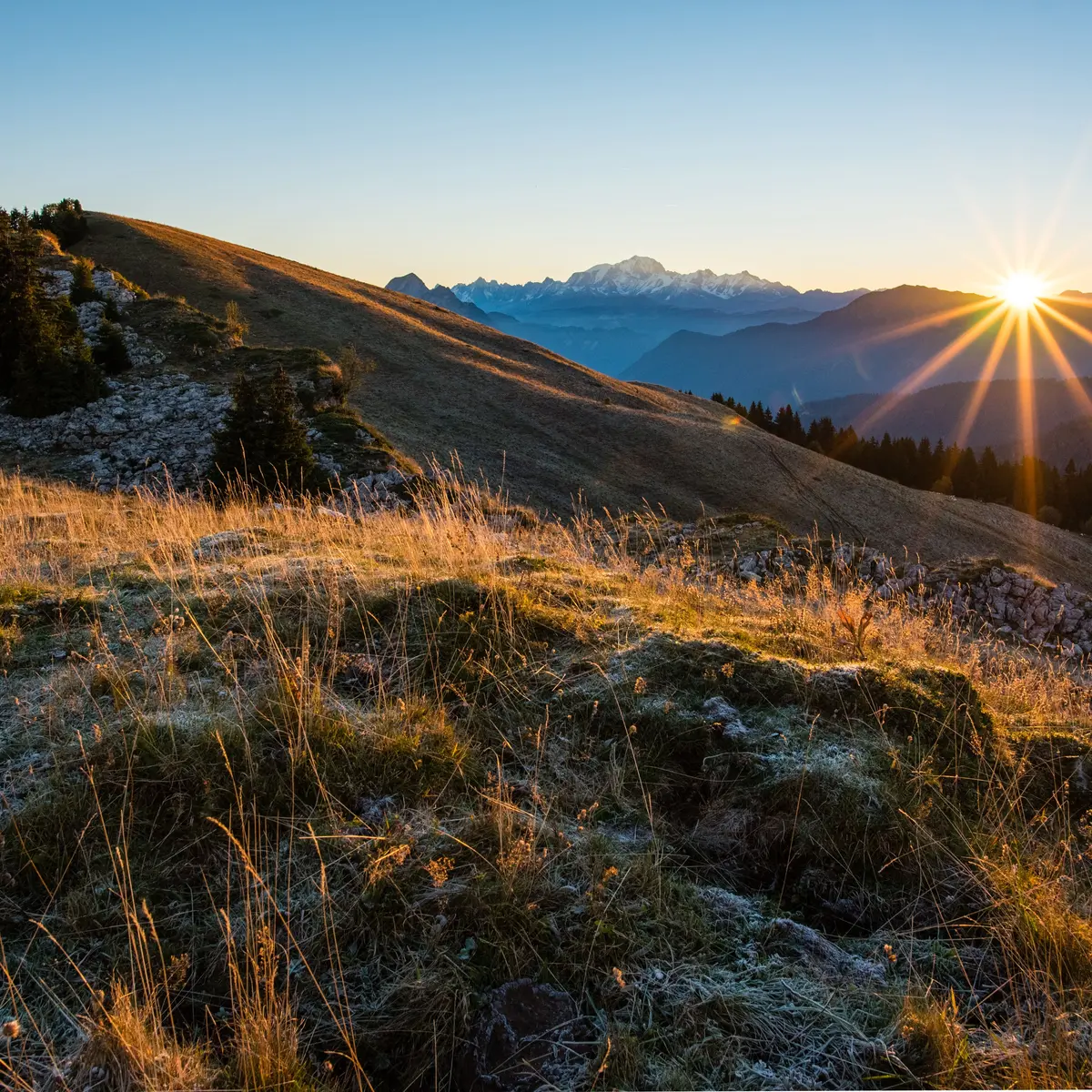 Lever de soleil en automne Montagne du Charbon
