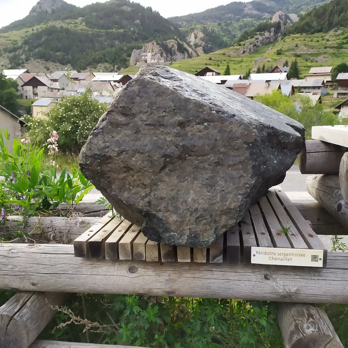 Roches du Chenaillet à Cervières Izoard