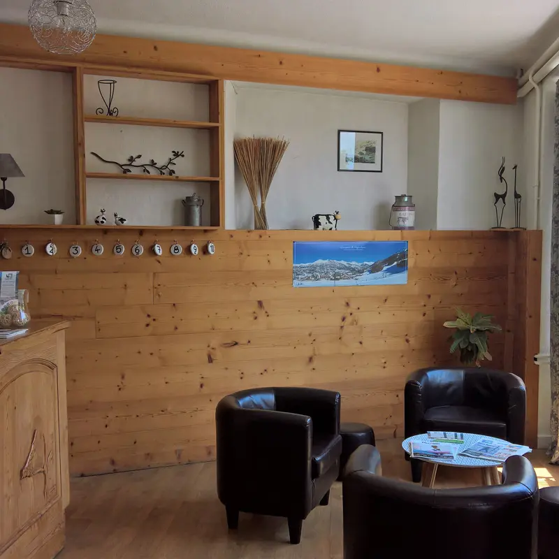 Hôtel 2 étoiles Les Fauvettes - accueil