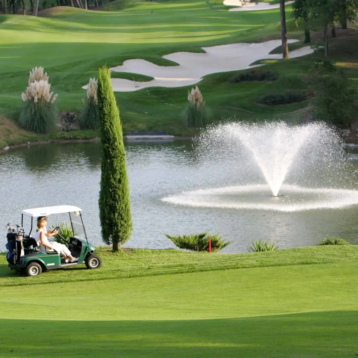 Fontaine parcours de golf du Royal Mougins Resort