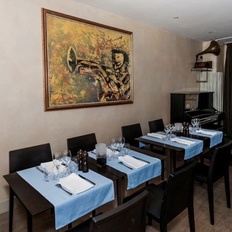 Le Gramophone, Marly-le-Roi