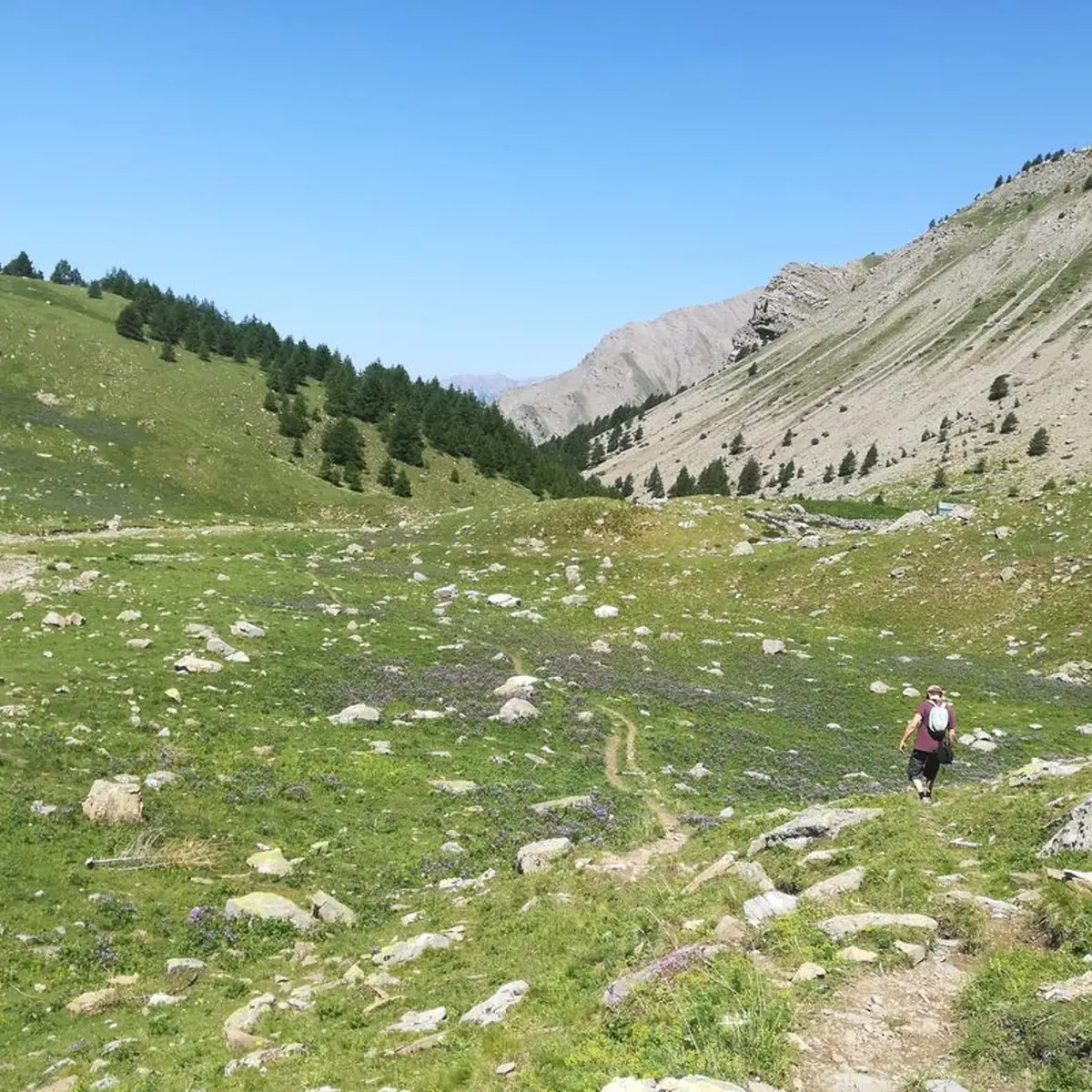Redescente du lac prés de la cabane du berger