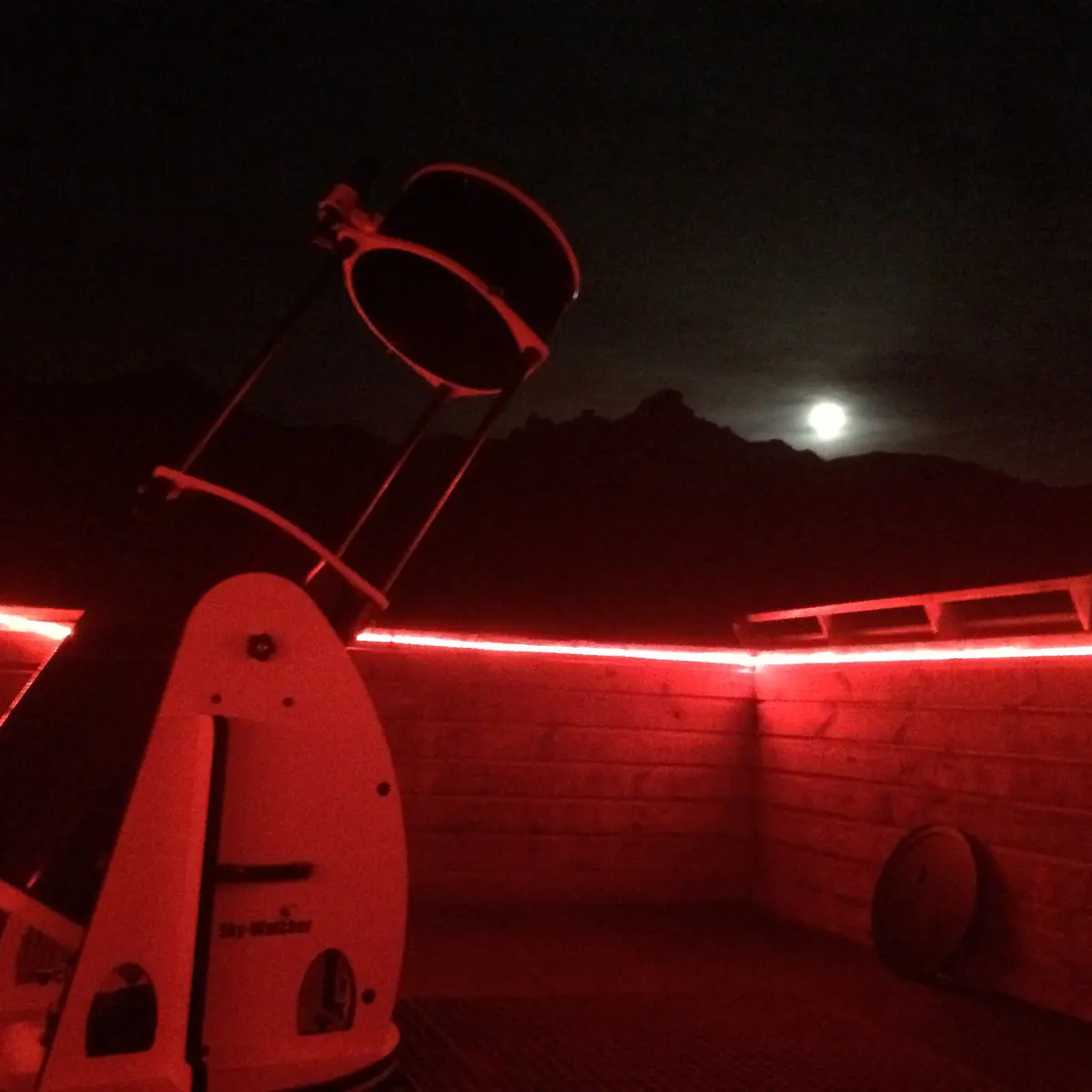 Télescope et lune
