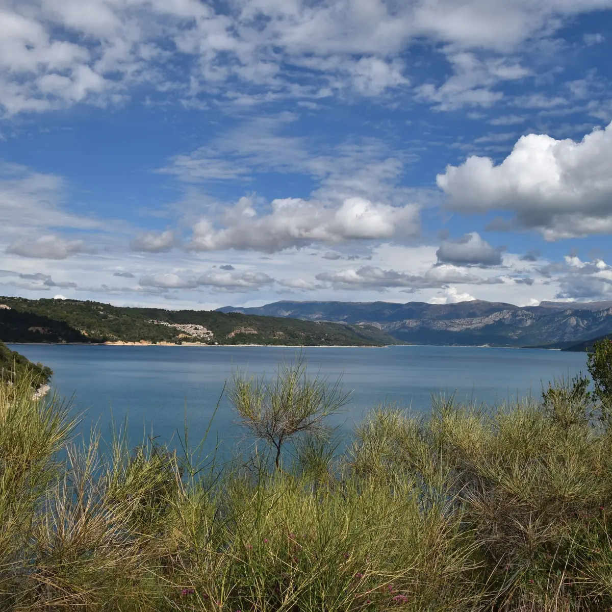 Vue sur le lac du Verdon
