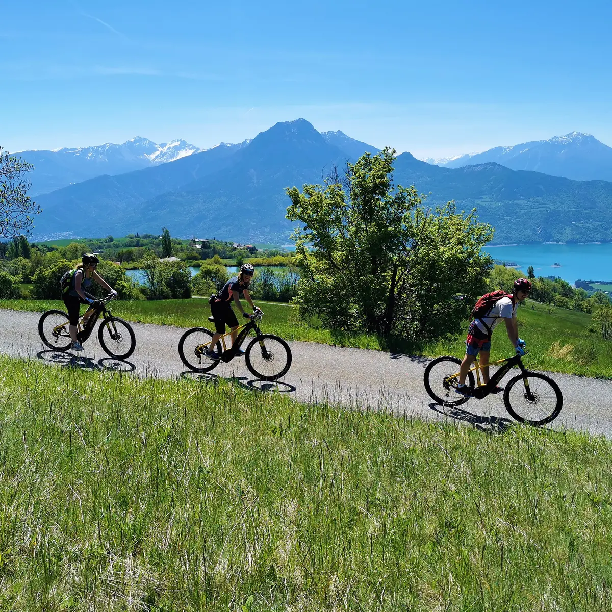 Hélo Vélo Serre-Ponçon CHORGES
