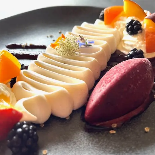 Pavlova Sureau et Carotte sauvage